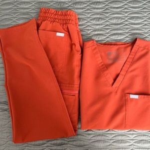 Set of Figs scrubs small top and x small petite.